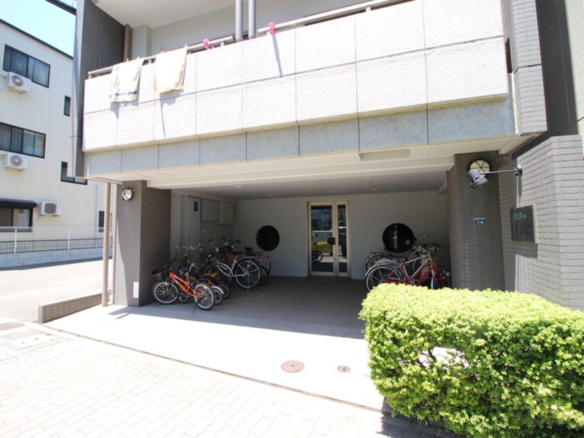 駐輪場 グランド－レ東須磨