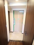 玄関 スプランディッド新大阪Ⅴ