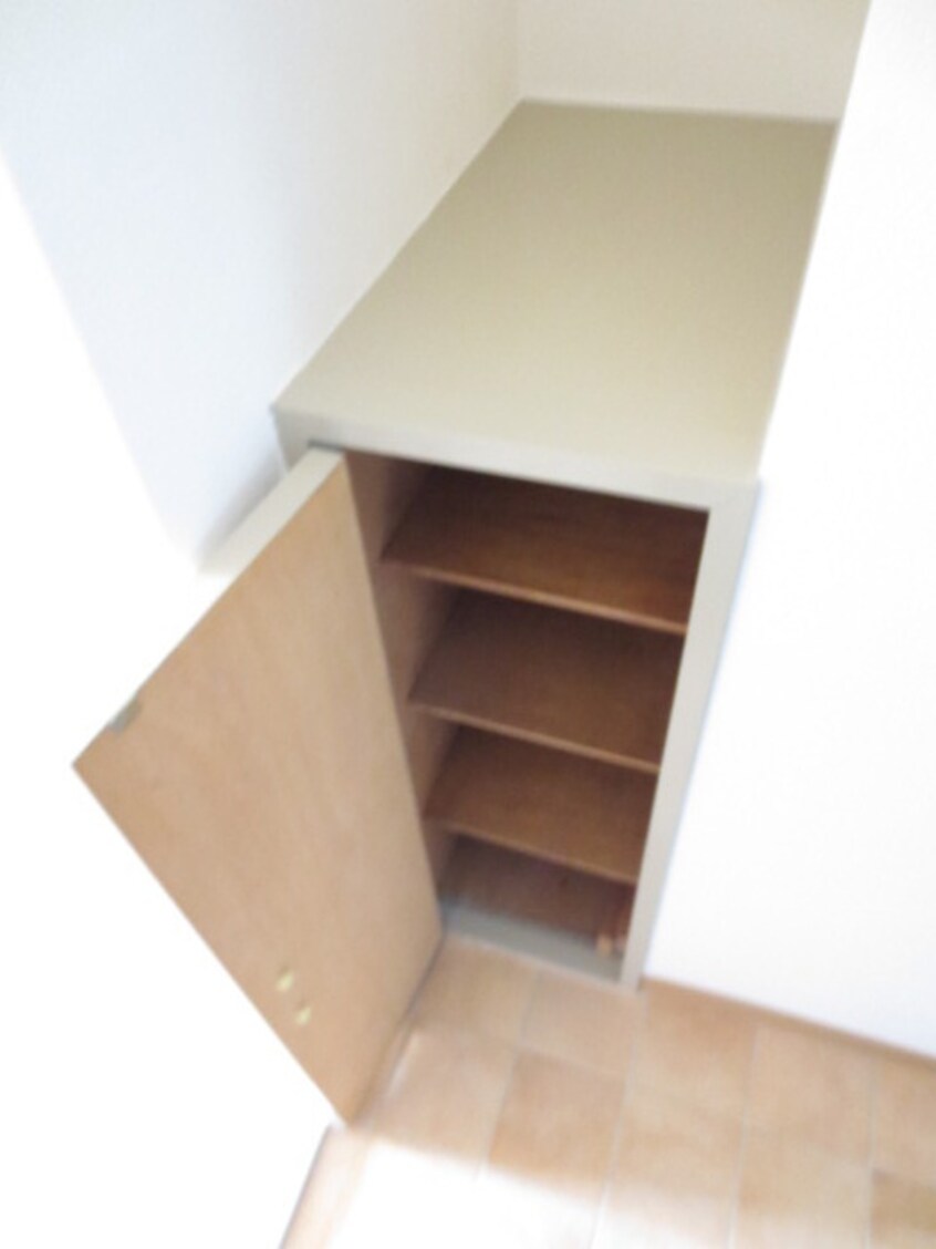 靴箱 モリビル京橋