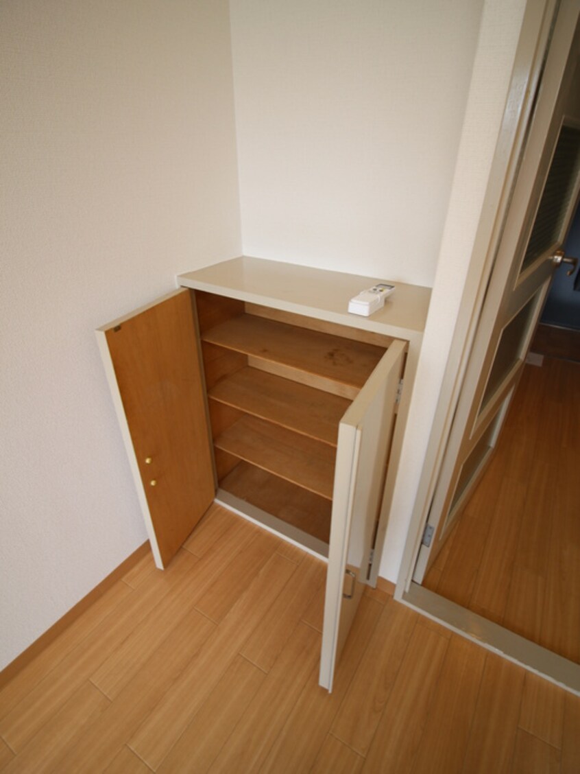 収納 モリビル京橋