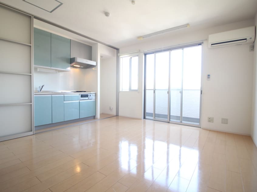 居室 セジュ－ルユタカ