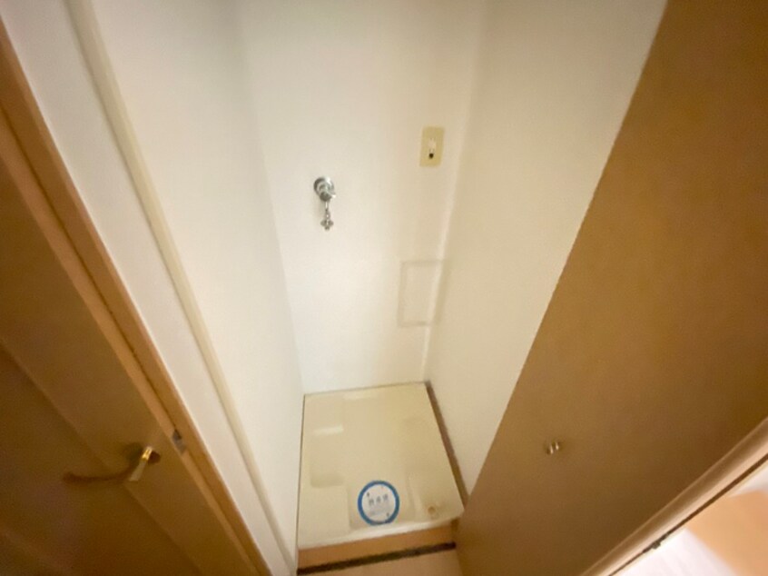 洗濯機置場 ロイヤルヒル神戸三宮Ⅱ(202)