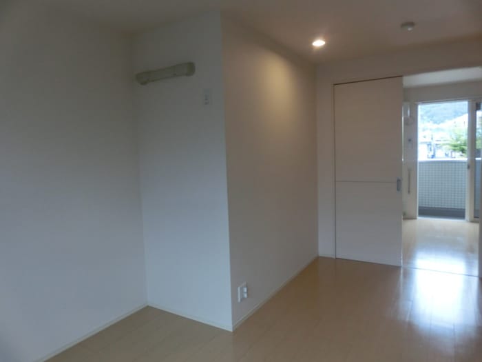 居室 フルリ－ル