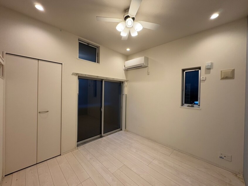 居室 The　M　宝塚