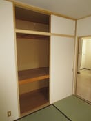 収納 ＯＮハイツ