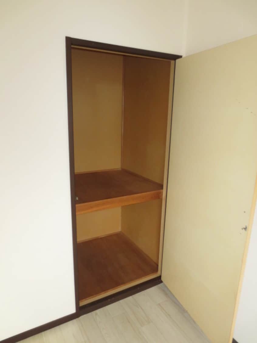 収納 ＯＮハイツ