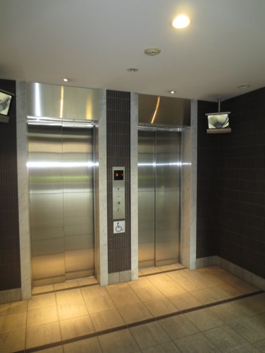 エントランス部分 エスリ－ド弁天町南(913)