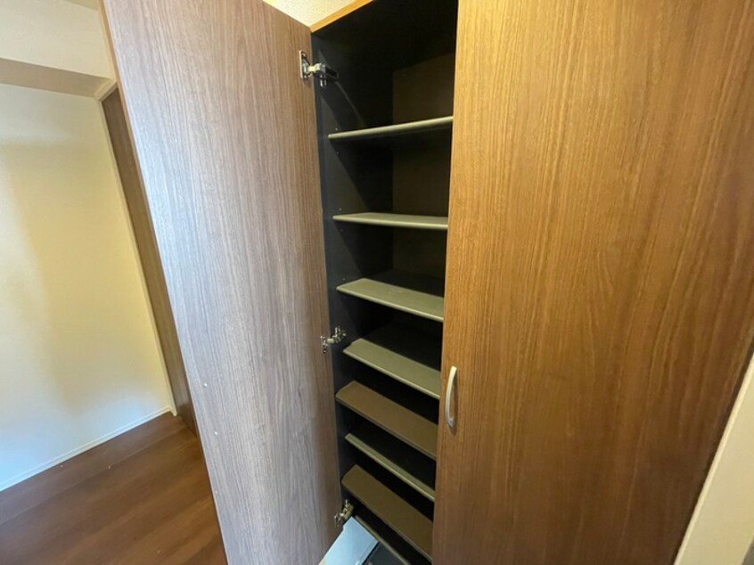 靴箱 ラ　コンフィアンス明石