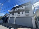 クイーンズピア枚方の外観