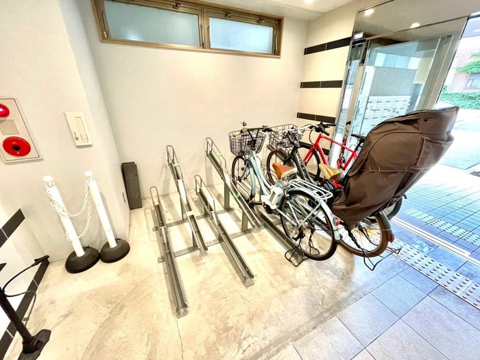 駐輪場 アレス六甲