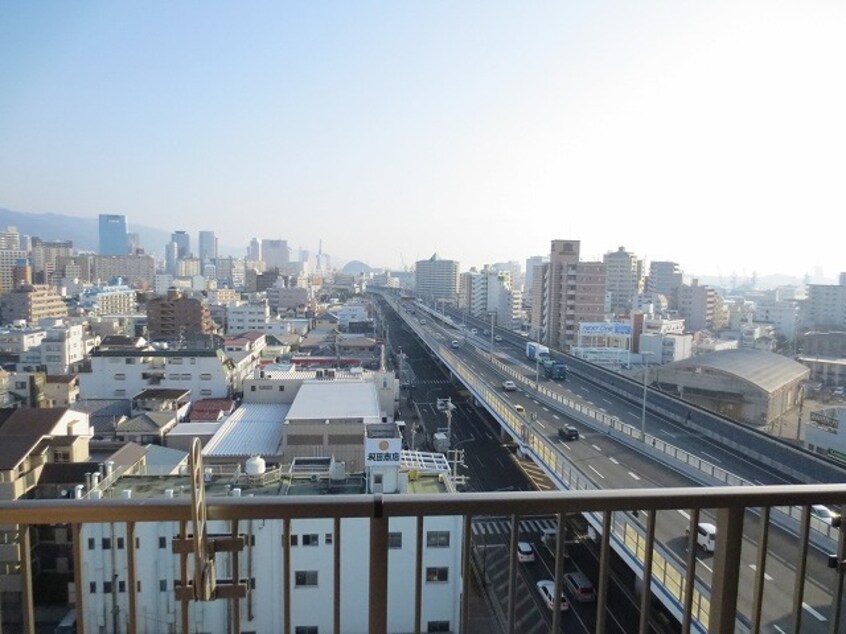 室内からの展望 ベルトピア門口