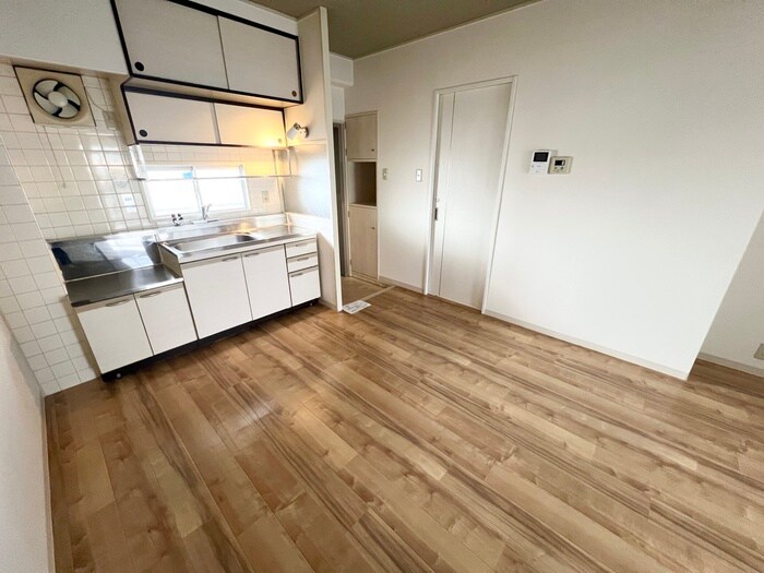 居室 清信ハイツ