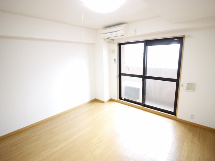 居室 ソルフェ－ジュ