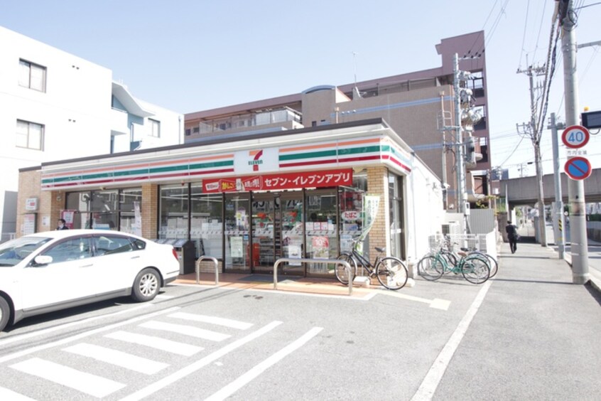 セブンイレブン(コンビニ)まで250m フレンシア西宮北口