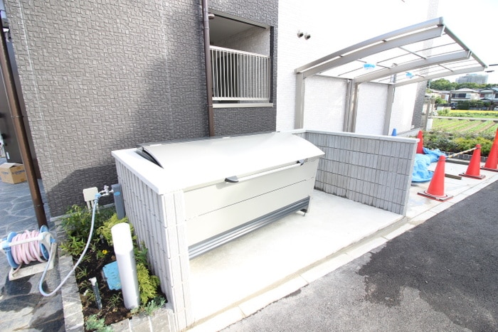 建物設備 ｱﾝﾌﾟﾙｰﾙﾌｪｰﾙﾎﾞﾙﾄﾞｩﾙｰⅠ