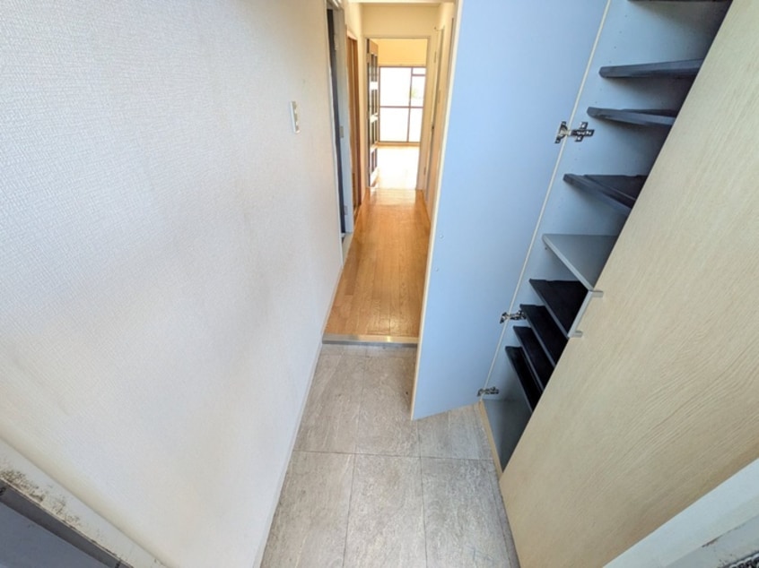 廊下 ブライトンヒル佐伯