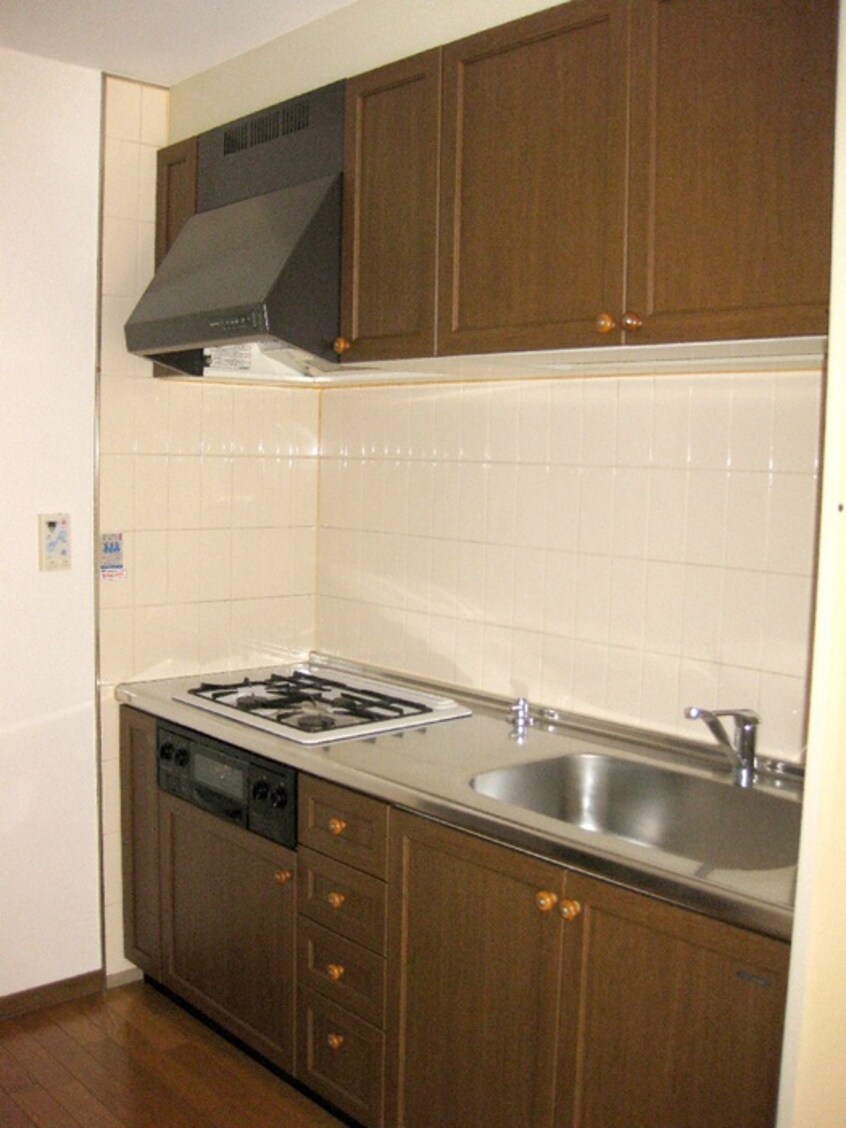 キッチン ウエスト江戸堀