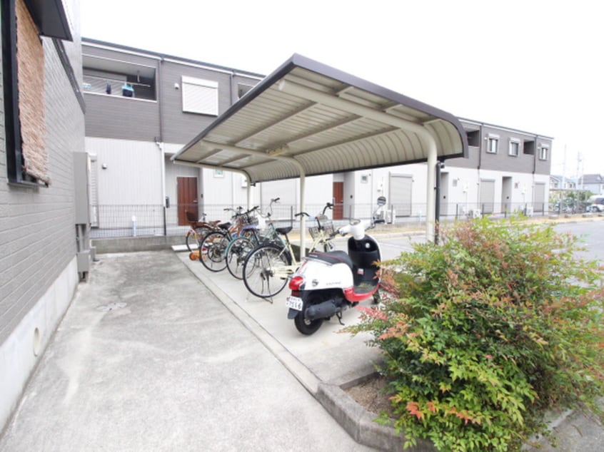 駐輪場 エステ－トたつみ