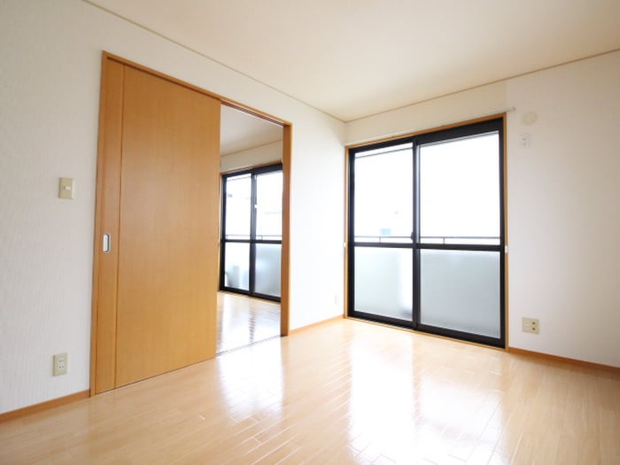 居室 エステ－トたつみ