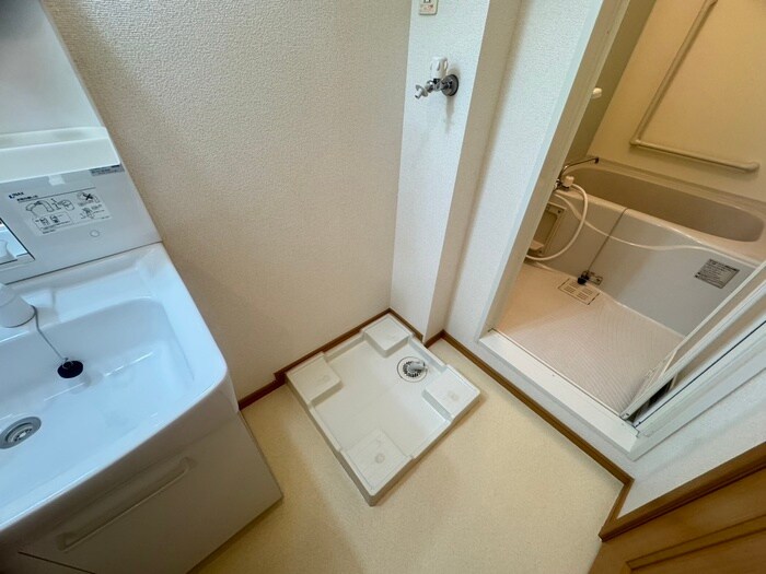 洗濯機置場 アイリスプレイス