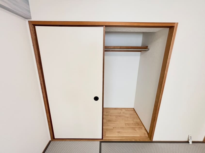 収納 エクセレンス大越