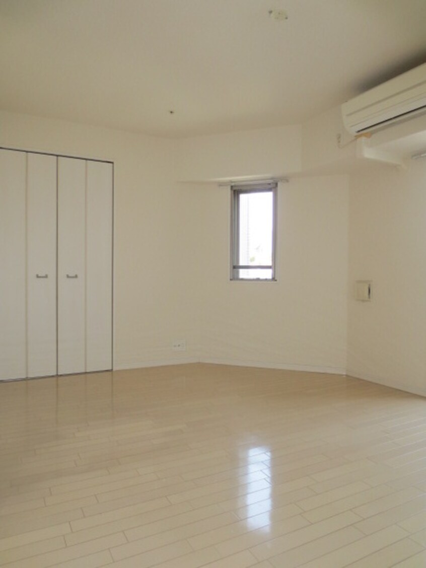 居室 S-RESIDENCE Hommachi Marks