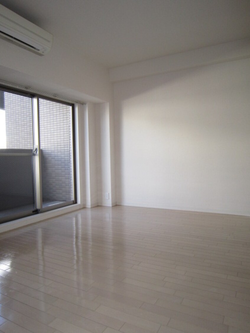 居室 S-RESIDENCE Hommachi Marks