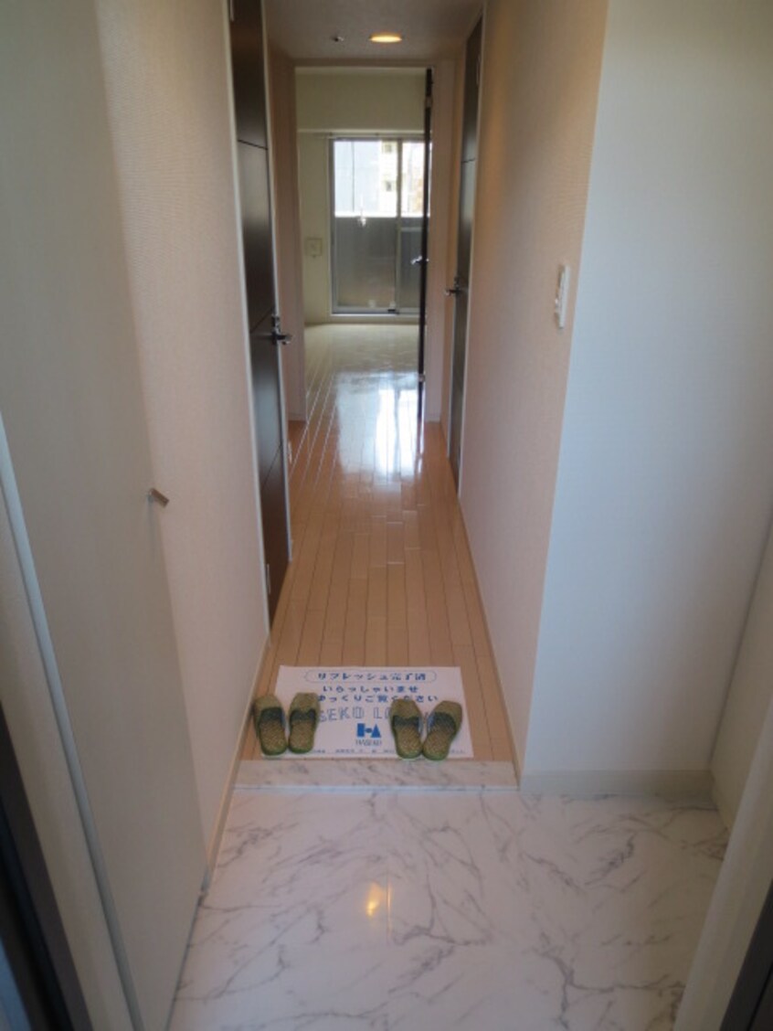 玄関 S-RESIDENCE Hommachi Marks