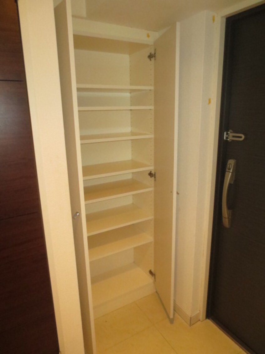 玄関 S-RESIDENCE Hommachi Marks