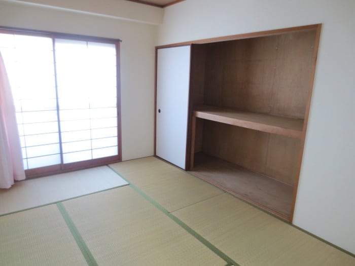 収納 久富マンション