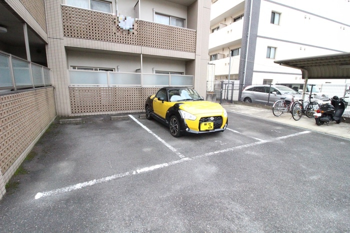 駐車場 アビタシオン辻