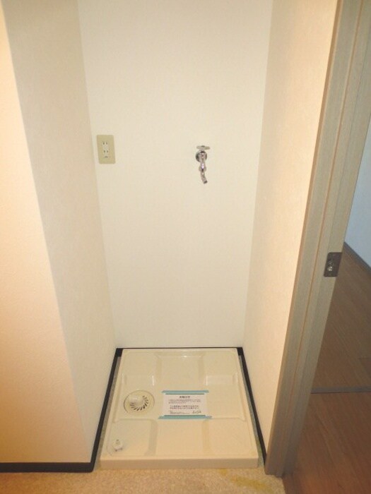 洗濯機置場 アビタシオン辻
