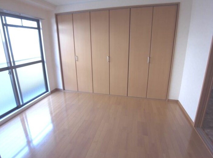 居室 インテンス大東