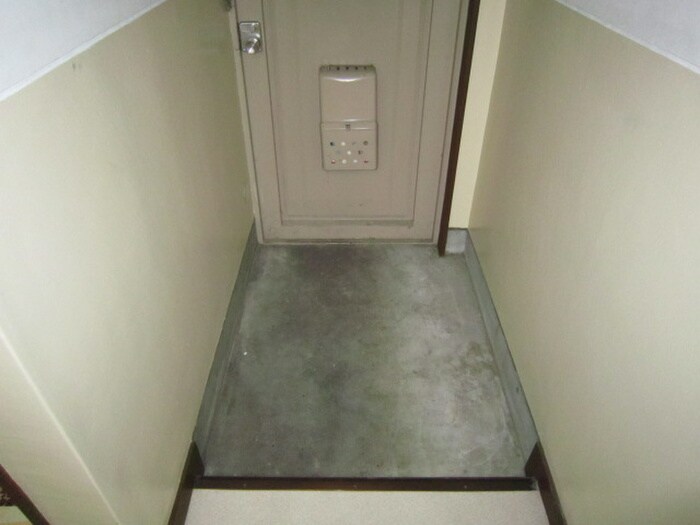 玄関 日高マンション