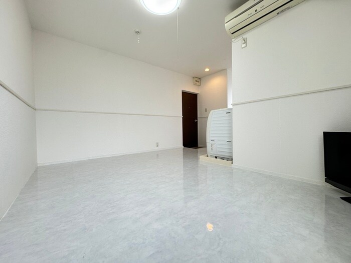 居室 プチロイヤル