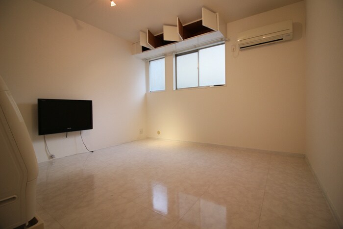 居室 プチロイヤル