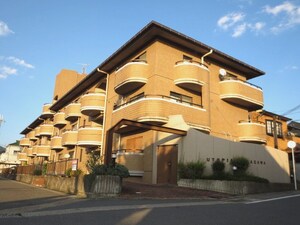 ＵＴＯＰＩＡ　ＮＡＫＡＧＡＷＡ