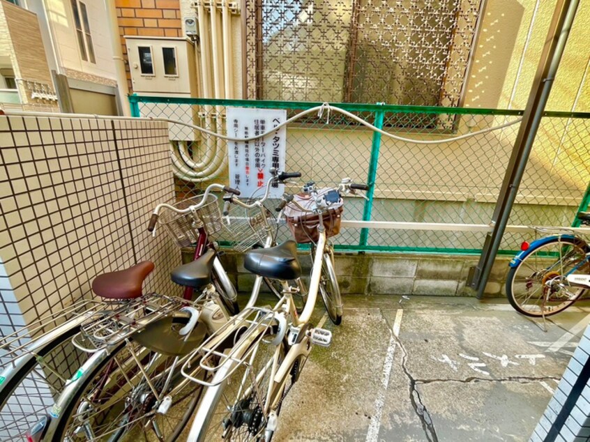 駐輪場 ベルタツミ