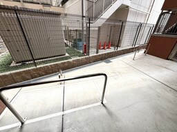 バイク置き場