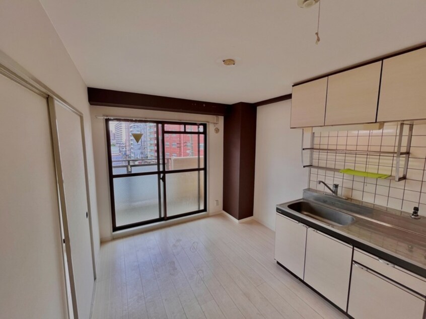 居室 クーランデール天神橋