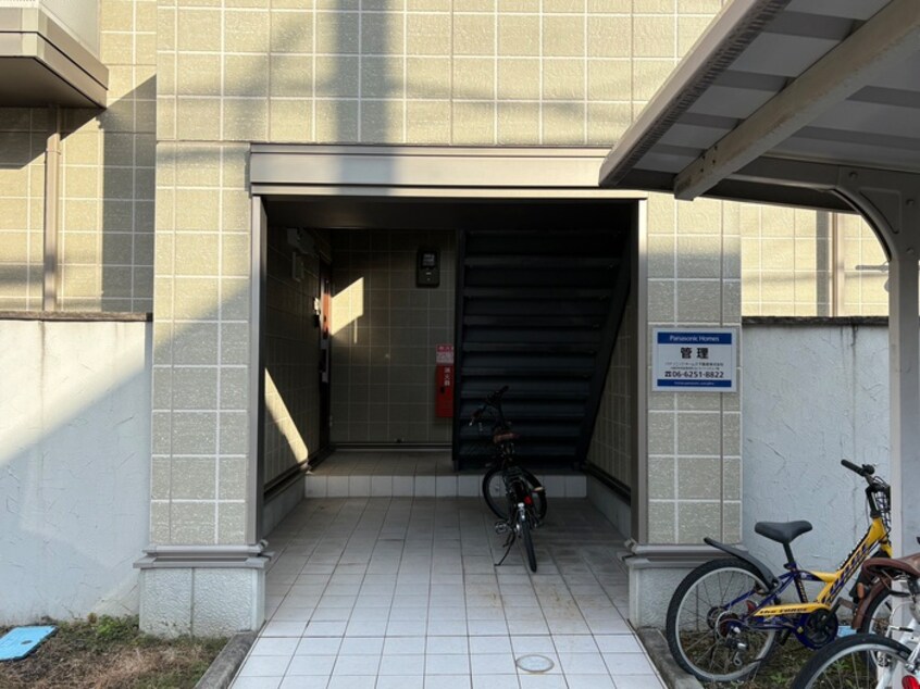 エントランス部分 アスカハイツ