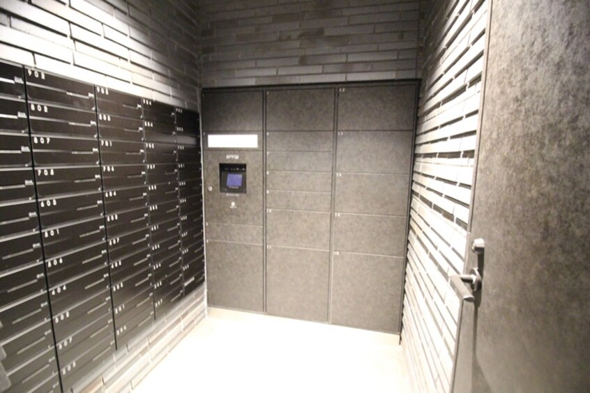 建物設備 ﾚｼﾞｭｰﾙｱｯｼｭｱｰﾊﾞﾝﾌﾛｰ(502)