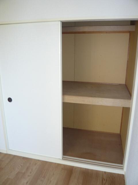 収納 ヴェッセルＳＵＭＡ　Ｂ棟