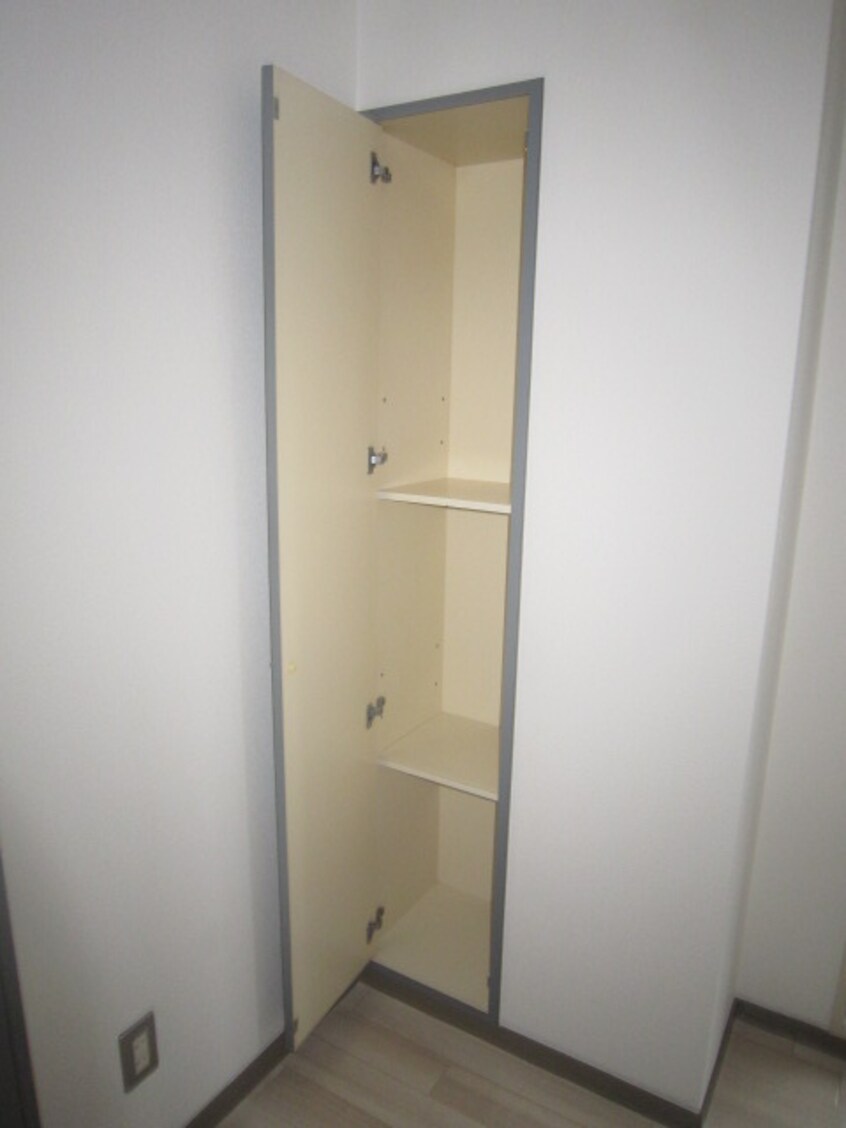 収納 グレイス北天満