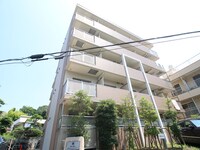 ファミ－ユ千里山西