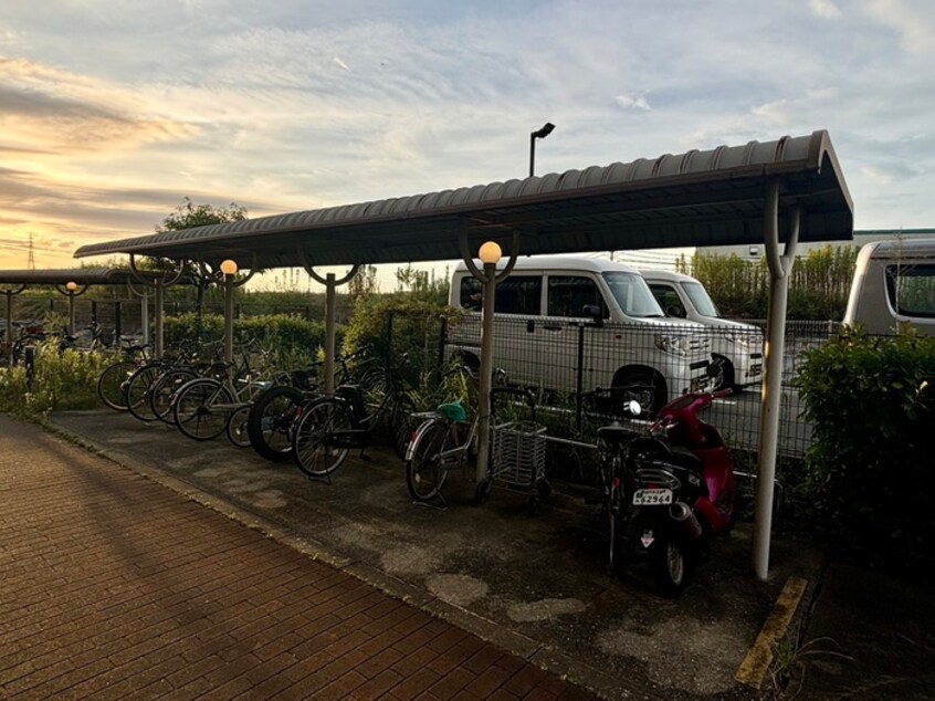 駐輪場 マッティーナ神戸壱番館