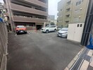 駐車場 デセンテ北梅田