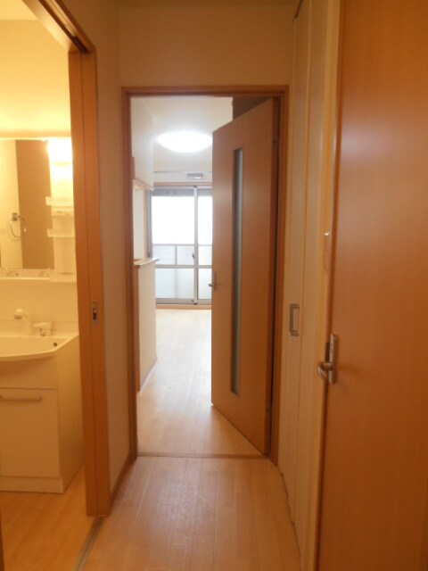 廊下 メゾン・クレ－ル