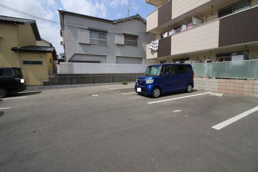 駐車場 ハイツ鷹野