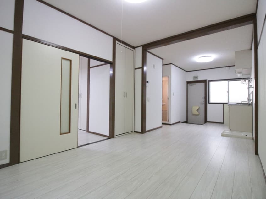 居室 ニュ－朝霧マンション